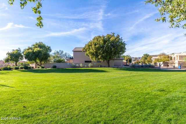 3105 E Hiddenview Drive, Phoenix, AZ 85048
