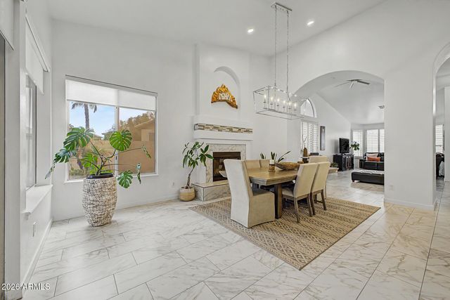 3105 E Hiddenview Drive, Phoenix, AZ 85048
