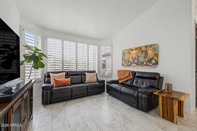 3105 E Hiddenview Drive, Phoenix, AZ 85048