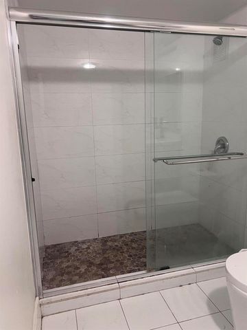 16300 Golf Club Road 216, Weston, FL 33326