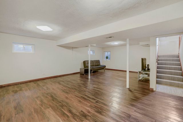 305 N Fiore Parkway, Vernon Hills, IL 60061