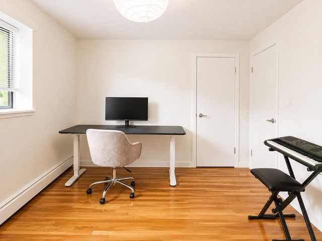 14 Riverside 3-2, Watertown, MA 02472