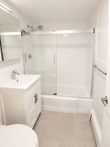 14 Riverside 3-2, Watertown, MA 02472