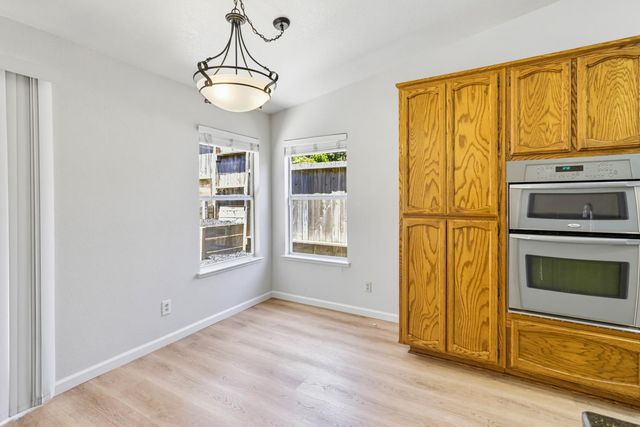 8201 Palmerson Dr, Antelope, CA 95843