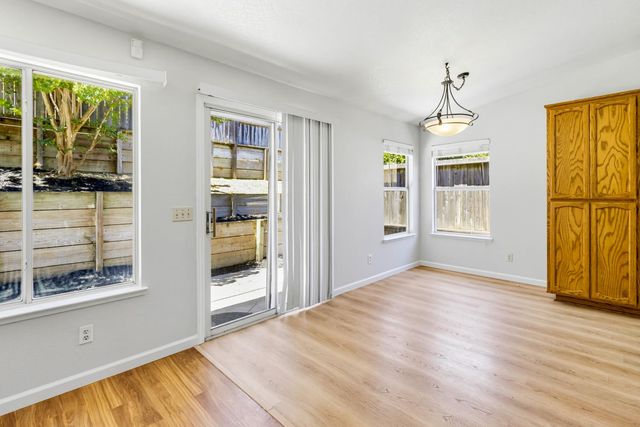 8201 Palmerson Dr, Antelope, CA 95843