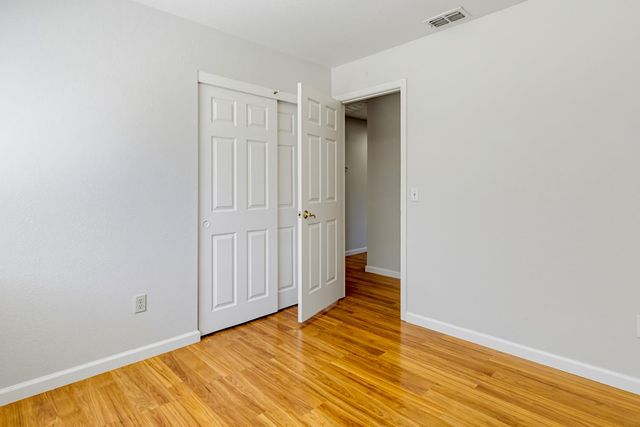 8201 Palmerson Dr, Antelope, CA 95843