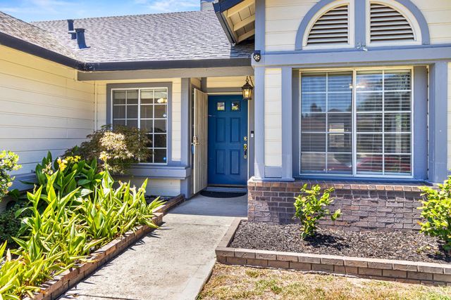 8201 Palmerson Dr, Antelope, CA 95843