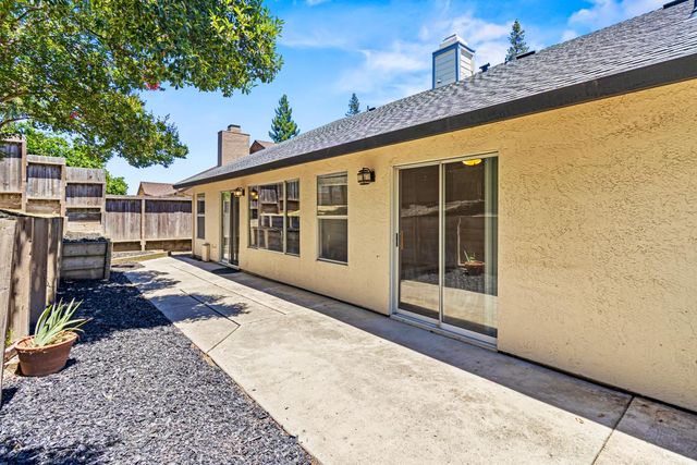 8201 Palmerson Dr, Antelope, CA 95843