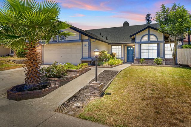 8201 Palmerson Dr, Antelope, CA 95843