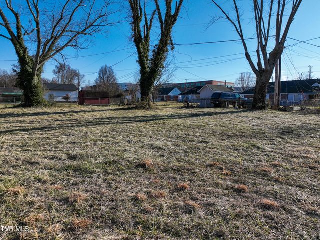 524 Sequoyah Drive, Kingsport, TN 37660