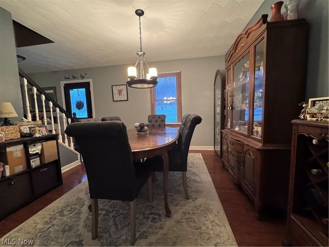 184 Darlington Road SE, Warren, OH 44484