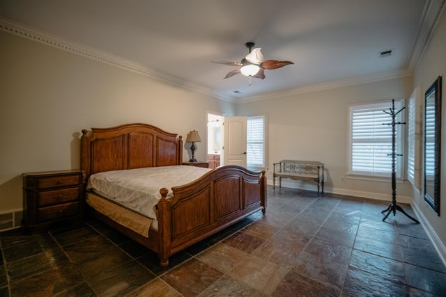 1275 QUINN RD, Collierville, TN 38017