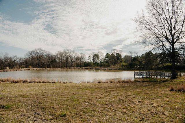 1275 QUINN RD, Collierville, TN 38017