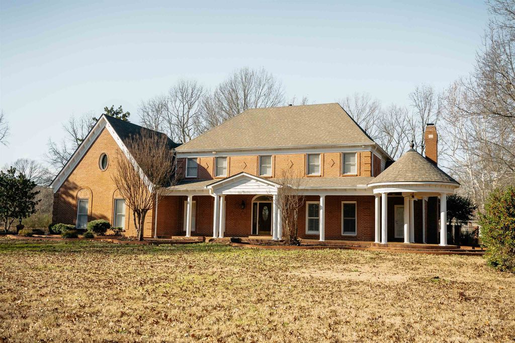 1275 QUINN RD, Collierville, TN 38017