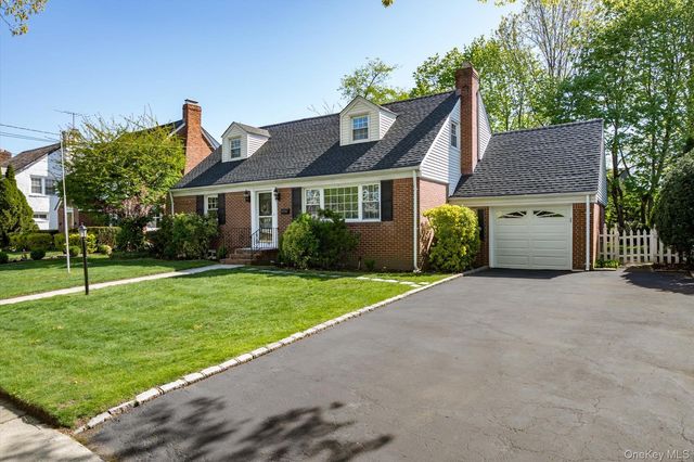 219 New Hyde Park Road, Garden City, NY 11530