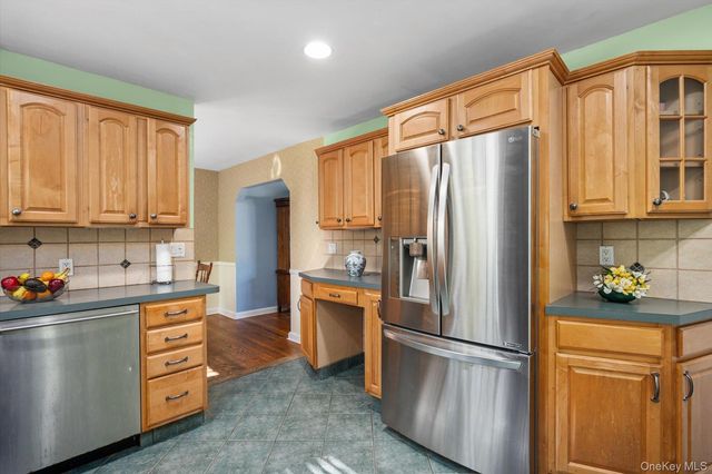 219 New Hyde Park Road, Garden City, NY 11530