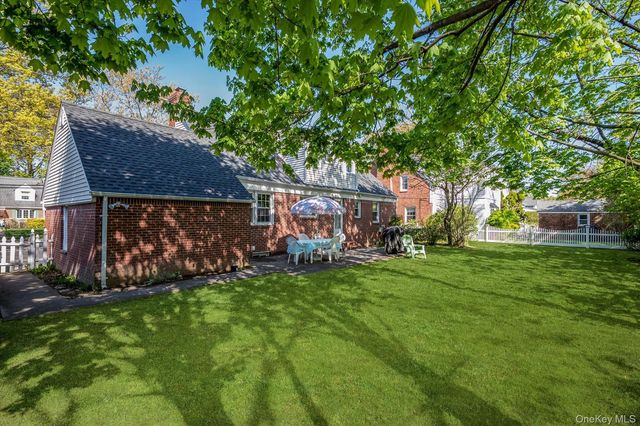 219 New Hyde Park Road, Garden City, NY 11530