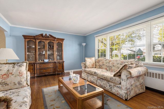 219 New Hyde Park Road, Garden City, NY 11530