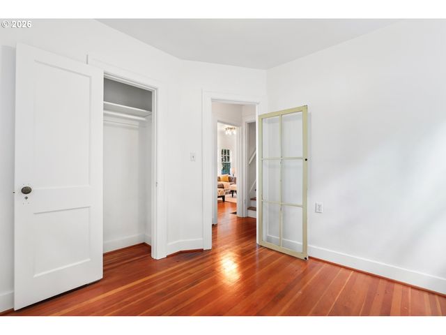 9897 Nw HOGE Ave, Portland, OR 97231