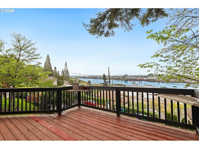 9897 Nw HOGE Ave, Portland, OR 97231