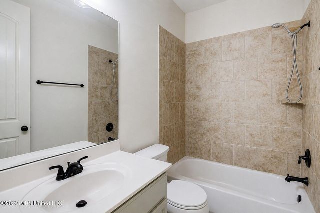 17213 Palm Ridge Drive, D'iberville, MS 39540