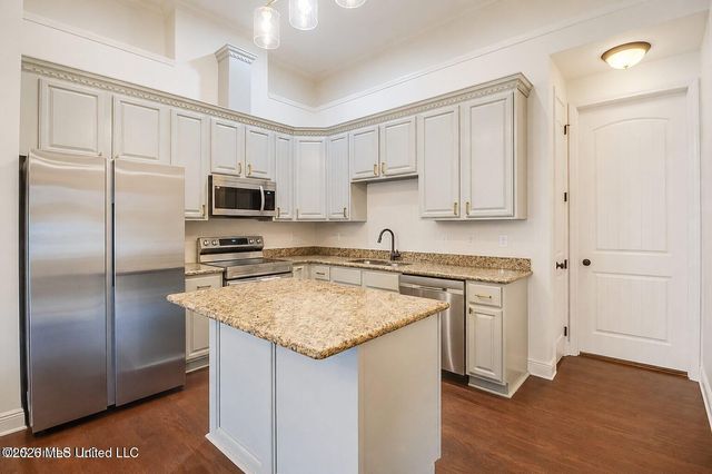 17213 Palm Ridge Drive, D'iberville, MS 39540