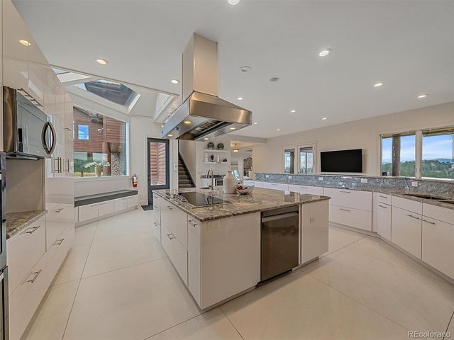 4213 Nambe Road, Indian Hills, CO 80454