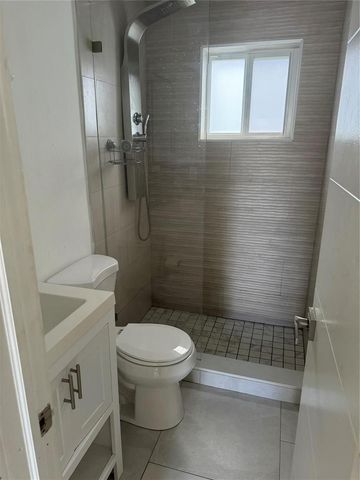 2201 Greene Street 1, Hollywood, FL 33020