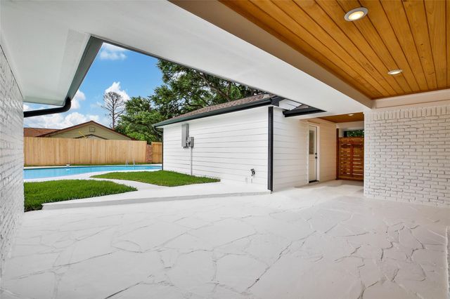 5102 Kinglet Street, Houston, TX 77035
