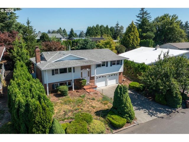 895 Nw 3RD St, Gresham, OR 97030