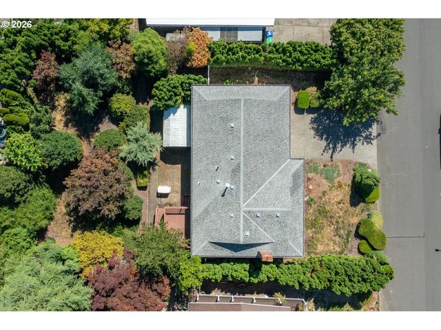 895 Nw 3RD St, Gresham, OR 97030