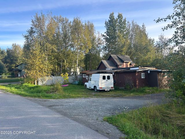 5550 W Limberlost Avenue, Wasilla, AK 99623