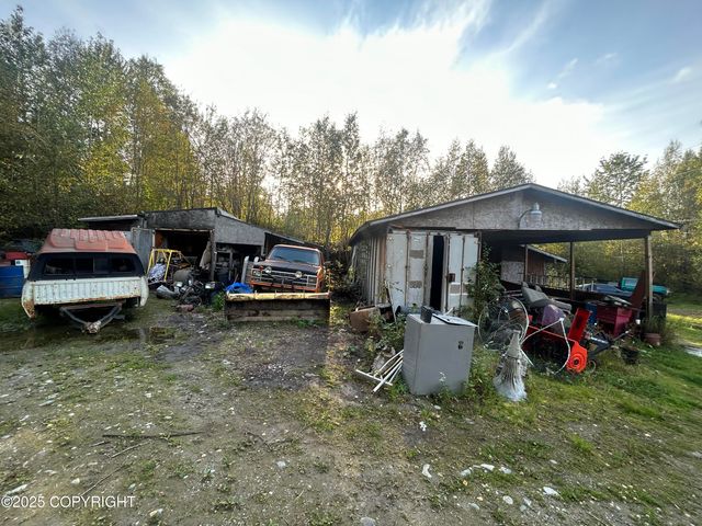5550 W Limberlost Avenue, Wasilla, AK 99623