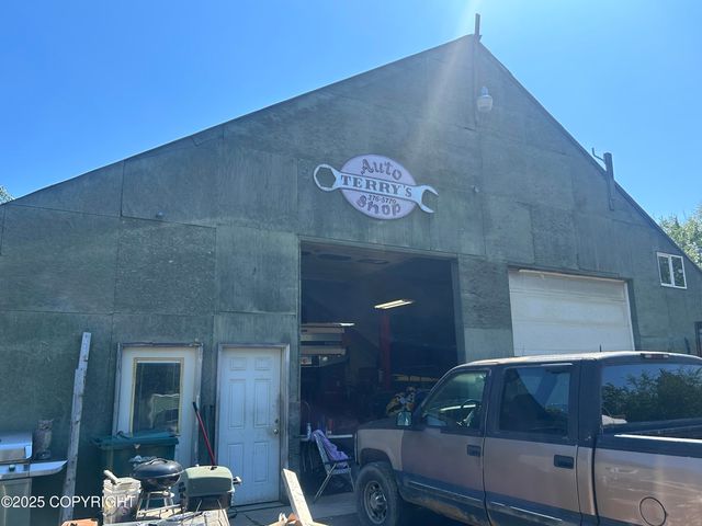 5550 W Limberlost Avenue, Wasilla, AK 99623