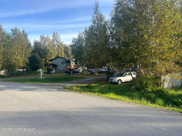 5550 W Limberlost Avenue, Wasilla, AK 99623