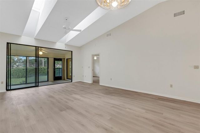 5535 HAMPSTEAD HEATH 45, Sarasota, FL 34235