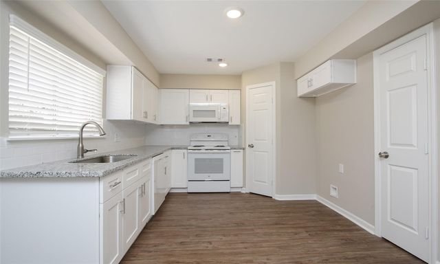 1547 Airline Drive, Katy, TX 77493