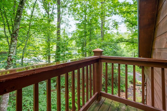 3905 Fern Brook Way, Sevierville, TN 37862