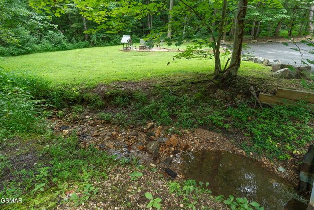 3905 Fern Brook Way, Sevierville, TN 37862
