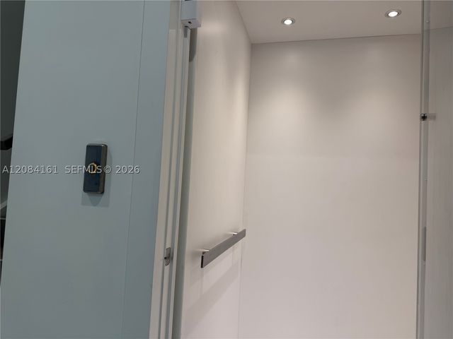 106 NE 16th Ter, Fort Lauderdale, FL 33301