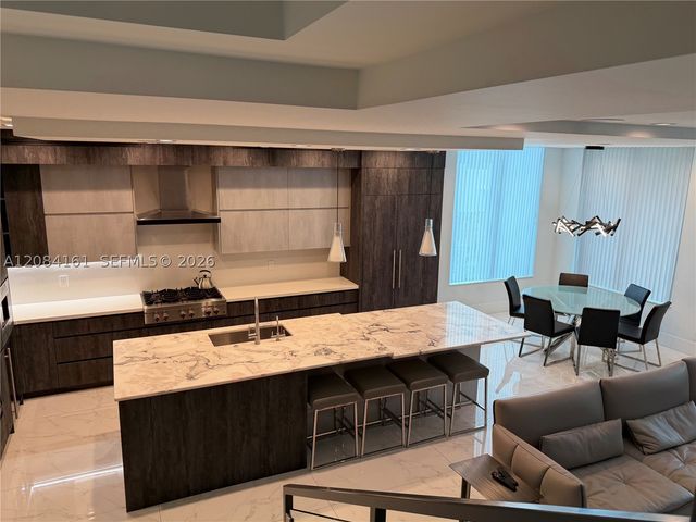 106 NE 16th Ter, Fort Lauderdale, FL 33301
