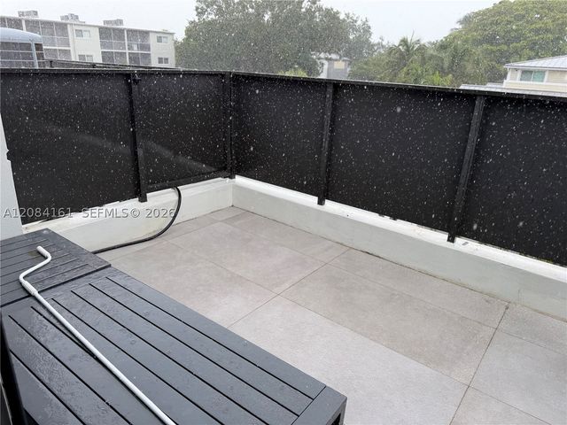 106 NE 16th Ter, Fort Lauderdale, FL 33301