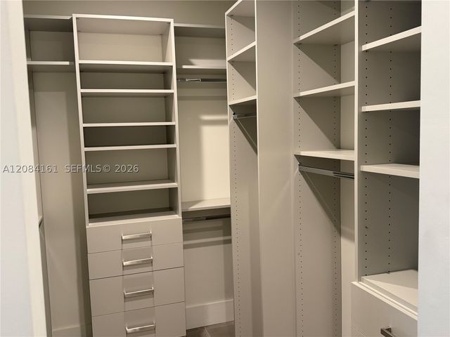 106 NE 16th Ter, Fort Lauderdale, FL 33301