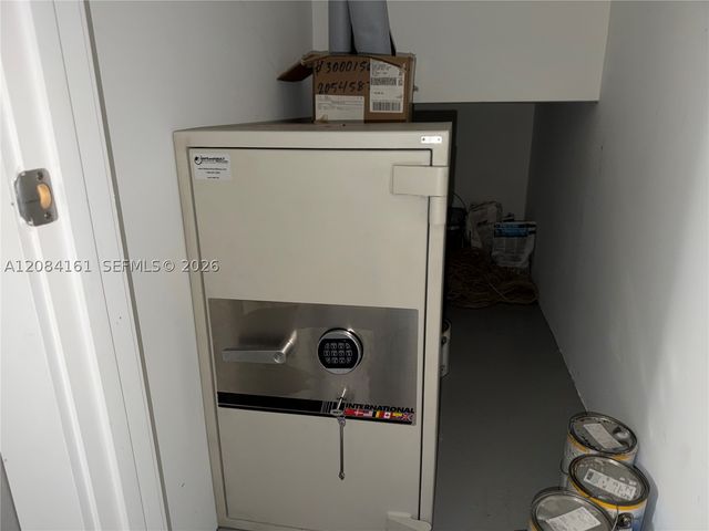 106 NE 16th Ter, Fort Lauderdale, FL 33301