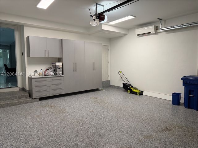 106 NE 16th Ter, Fort Lauderdale, FL 33301