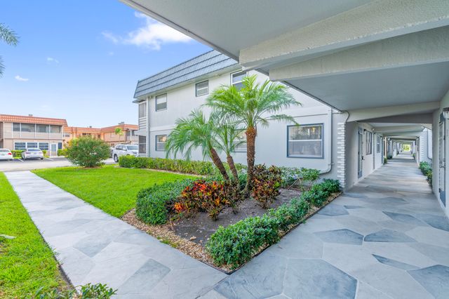 352 Brittany H, Delray Beach, FL 33446