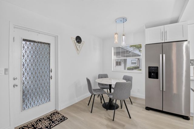 352 Brittany H, Delray Beach, FL 33446