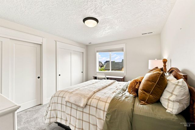2255 N Sugar Loop Ave, Star, ID 83669