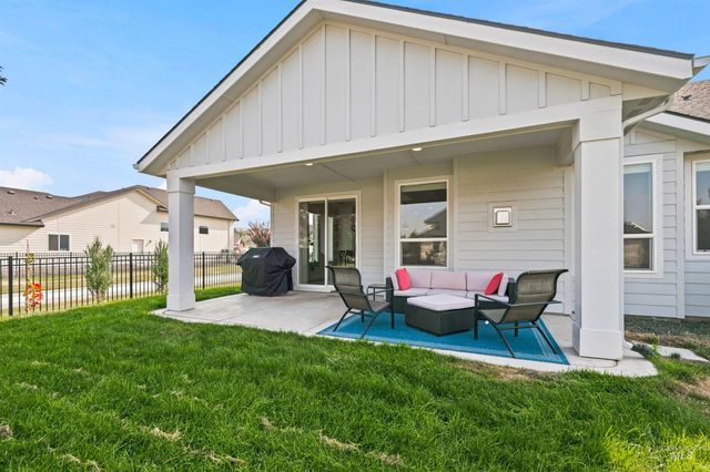 2255 N Sugar Loop Ave, Star, ID 83669