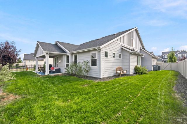 2255 N Sugar Loop Ave, Star, ID 83669